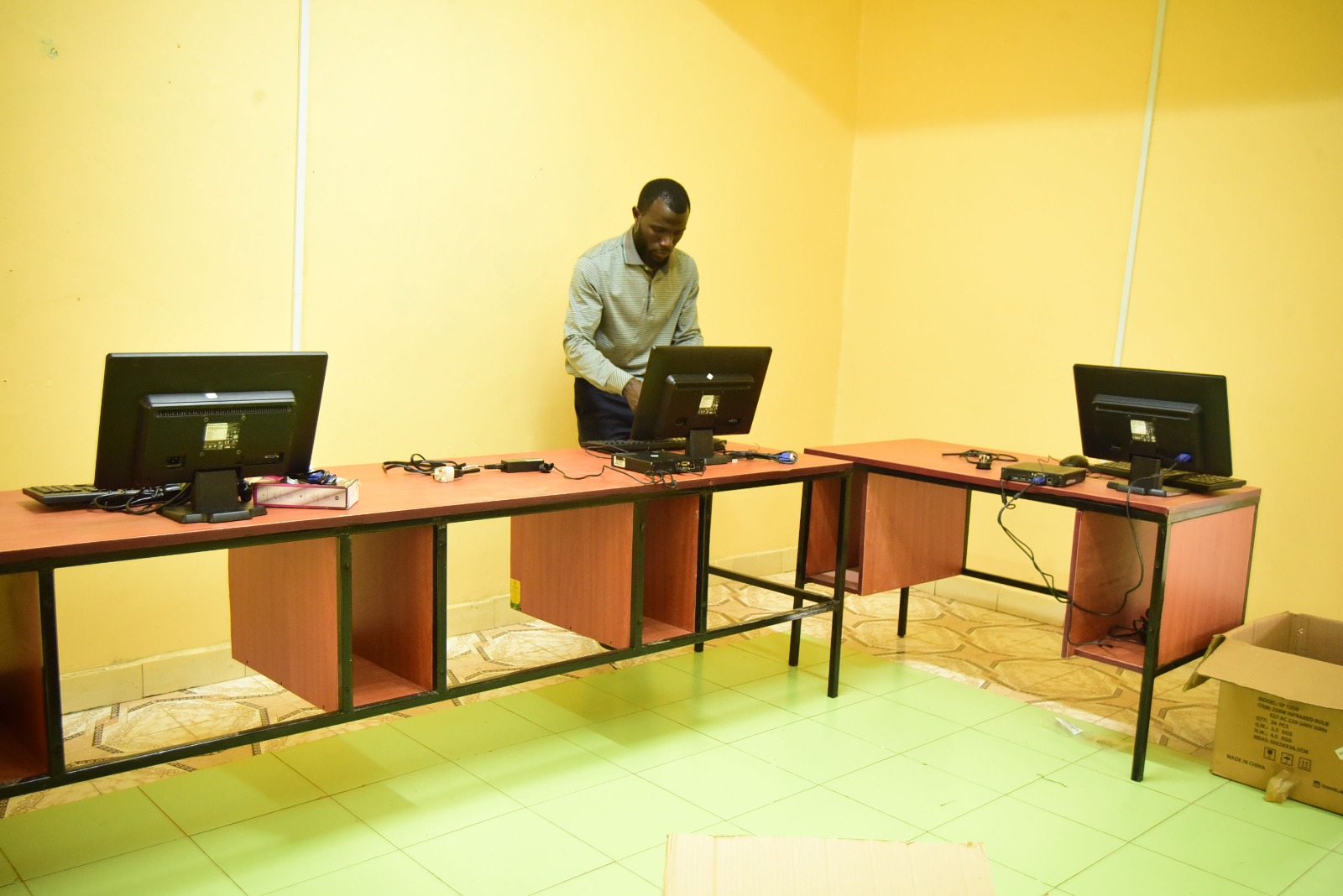IT lab computer setup